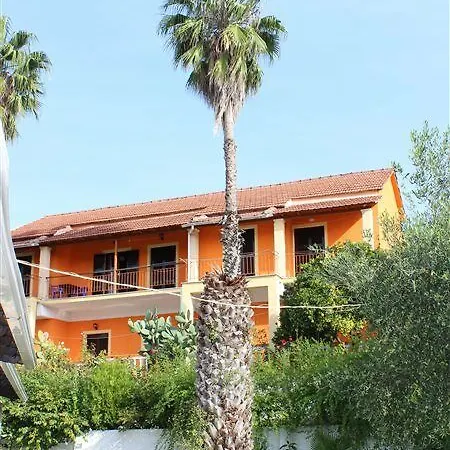 Jiannis Apartment *